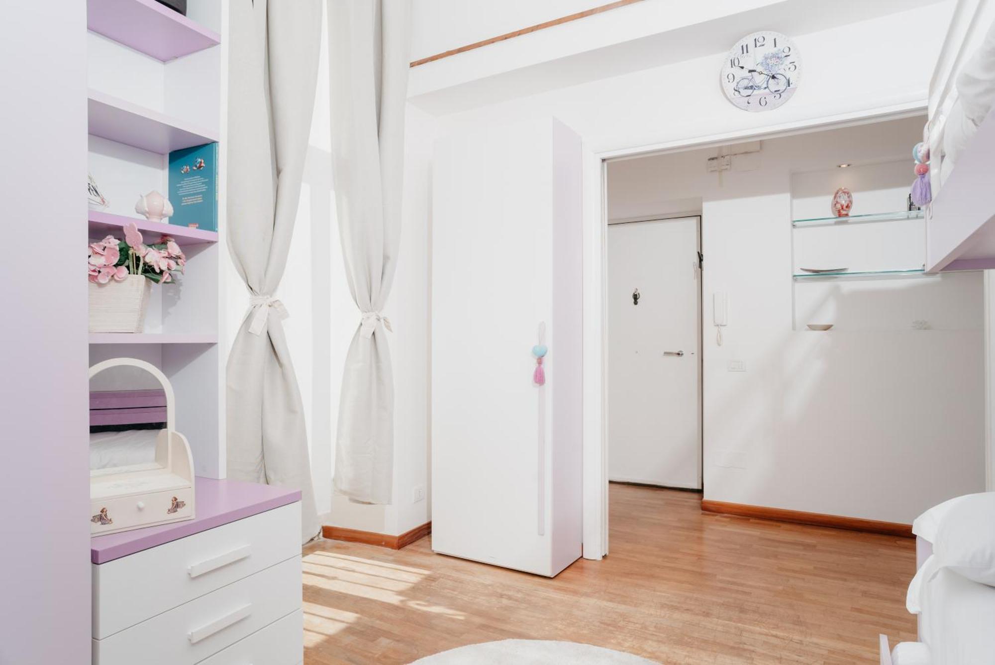 La Casa Dell' Avvocato - Centro Apartment Naples